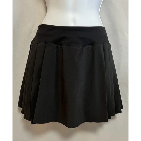 Lululemon Women's Skort Black Pleated‎ Run Tennis Golf Sz 8 Gym Training Pockets